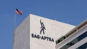 Απεργούν οι ηθοποιοί, παραλύει το Χόλιγουντ