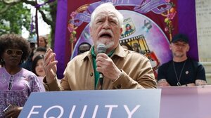 Οι ηθοποιοί στο πλευρό των απεργών συναδέλφων τους στο Χόλιγουντ