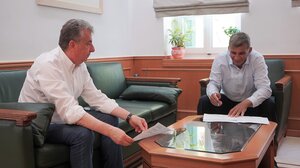 Συνάντηση Περιφερειάρχη Κρήτης με τον Δήμαρχο Αμαρίου