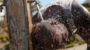 Στους 58°C έφτασε η θερμοκρασία εδάφους το πρωί της Παρασκευής!