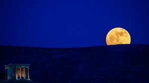 Πανσέληνος Ιουλίου 2023: Κορυφώνεται απόψε το «Φεγγάρι του Ελαφιού» 