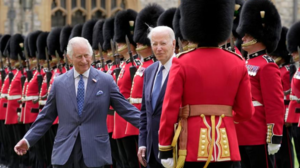 Η γκάφα του Μπάιντεν που ενόχλησε τον Βασιλιά Κάρολο