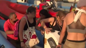 Νέα Αγχίαλος: Εκτός ελέγχου η φωτιά, εκκενώνεται με βάρκες η περιοχή!