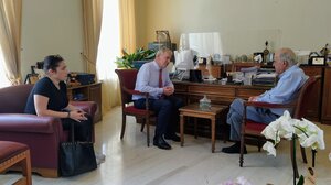 Στη Λότζια ο πρώην υπουργός Υγείας της Μελβούρνης