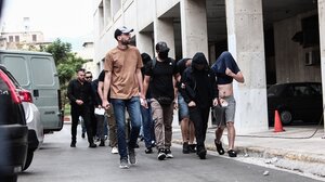 Δολοφονία στη Ν. Φιλαδέλφεια: Διάσπαρτοι στις φυλακές της χώρας οι κατηγορούμενοι