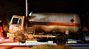 Πυρκαγιά σε βυτιοφόρο: Προσήχθη ο οδηγός