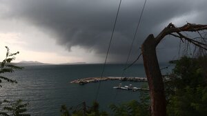 Κακοκαιρία "Petar": Πλημμύρες και προβλήματα στα δυτικά