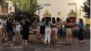 Κρητικό γλέντι στο Μοχό ανήμερα της Παναγίας