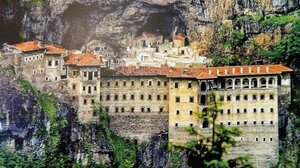 Οι τουρκικές αρχές έδωσαν άδεια για Θεία Λειτουργία στη Σουμελά στα «Εννιάμερα της Παναγίας»