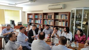 Στο Ηράκλειο ο Χάρης Θεοχάρης - Έρχονται αλλαγές στις φορολογικές δηλώσεις