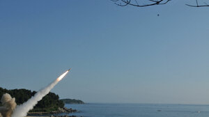 Oι ΗΠΑ προμηθεύουν την Ουκρανία με πυραύλους μεγάλου βεληνεκούς ATACMS