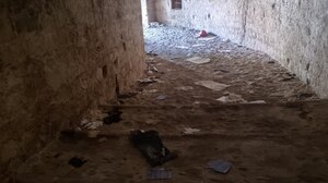 Εικόνες ντροπής σε ένα μνημείο κόσμημα!