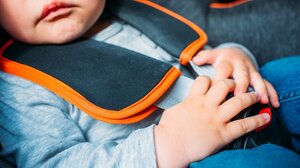 Θεσσαλονίκη: Αγοράκι 2,5 ετών έμεινε κλειδωμένο σε αμάξι για μισή ώρα