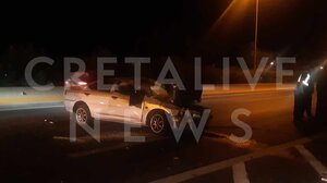 Βραδινό τροχαίο στο Ηράκλειο - Από "θαύμα" γλίτωσε η οδηγός - Φωτογραφίες