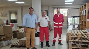 Συγκέντρωση ανθρωπιστικής βοήθειας για τους πλημμυροπαθείς, στο Εργατικό Κέντρο Ηρακλείου