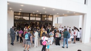 Μικροί και μεγάλοι μυήθηκαν στον κόσμο της επιστήμης στη "Βραδιά Ερευνητή"- Δείτε φωτογραφίες