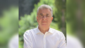 Τα Κριτήρια της ψήφου και ο Σταύρος Αρναουτάκης