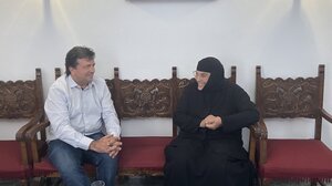 Επίσκεψη Συριγωνάκη στην Ιερά Μονή Παναγίας Καλυβιανής