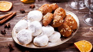 «Φαγώθηκαν» μελομακάρονα και κουραμπιέδες από το «Καλάθι των Χριστουγέννων»