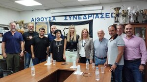 Στα γραφεία του Ερασιτέχνη ΟΦΗ, η Μαρία Καναβάκη