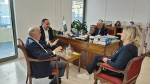 Συνάντηση Λαμπρινού με τον Πρόεδρο της ΚΕΔΕ