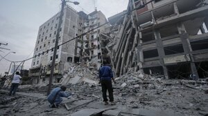 Ο ισραηλινός στρατός συνεχίζει την επιχείρησή του στο νοσοκομείο αλ Σίφα