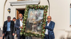 Με λαμπρότητα τίμησαν και φέτος τον προστάτη τους Μιχαήλ Αρχάγγελο, οι κρεοπώλες του Ν. Ηρακλείου 