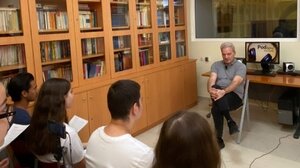 Μια διαφορετική συνέντευξη του Αλ. Καλοκαιρινού σε μαθητές