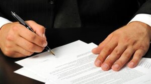 Συνεχίζουν την αποχή οι Συμβολαιογράφοι σε όλη την Κρήτη