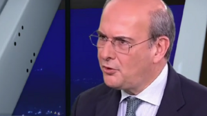 Χατζηδάκης για ελεύθερους επαγγελματίες: "Εφαρμόζουμε δίκαιη πολιτική, δεν υπάρχει νέος φόρος"