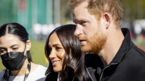 Ο πρίγκιπας Χάρι και η Μέγκαν Μαρκλ σε αγώνα χόκεϊ στον Καναδά