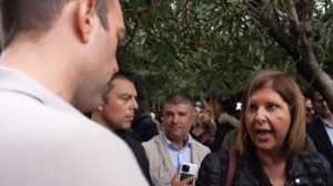 Κασσελάκης: Ο έντονος διάλογος με διαδηλώτρια και οι εξηγήσεις