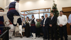 Συγκρητισμός, ενότητα, ισόρροπη ανάπτυξη και διεκδίκηση, το μήνυμα Αρναουτάκη για τη νέα χρονιά