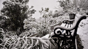 Σπανιότερα τα «λευκά» Χριστούγεννα στην Ελλάδα