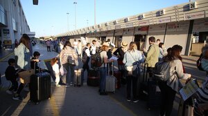 Το "θαύμα" του ελληνικού τουρισμού το 2023: Η αναφορά στο αεροδρόμιο του Ηρακλείου