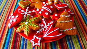 Ποιο χριστουγεννιάτικο γλυκό είσαι με βάση το ζώδιό σου;