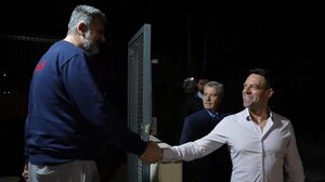 Στο ΕΚΑΒ τα μεσάνυχτα του Σαββάτου ο Στέφανος Κασσελάκης