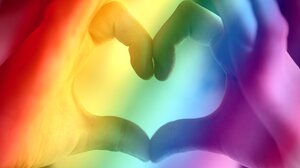 LGBTQ+ singles: Η πρωτιά της Κρήτης στους ΛΟΑΤΚΙ+ ταξιδιώτες