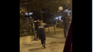 Επίθεση στο Παρίσι: Βίντεο από τη στιγμή της σύλληψης του εξτρεμιστή μουσουλμάνου