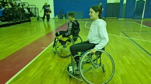 Βιωματική εμπειρία για μαθητές – Έπαιξαν μπάσκετ σε αναπηρικά αμαξίδια 