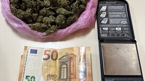 Η έρευνα στο σπίτι του έφερε στο "φως" τα ναρκωτικά