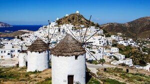 Η βρετανική «The Sun» ξεχωρίζει την Ίο ως την έκπληξη του επόμενου καλοκαιριού!