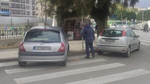 Πάρκινγκ... όπου του αρέσει
