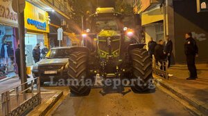 Λαμία: Τρακτέρ σκόρπισε τον πανικό στο κέντρο της πόλης