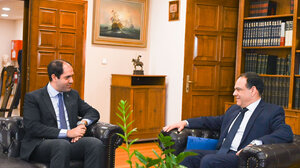 Στην τελετή υπογραφής μνημονίου συνεργασίας για την ανέγερση νέου κτιρίου Βρεφονηπιακού Σταθμού Ρόδου ο Γ. Κεφαλογιάννης