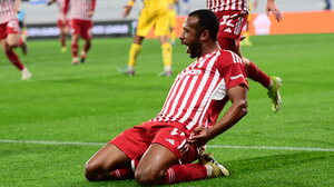 Εντυπωσιακή πρόκριση του Ολυμπιακού με 1-6!