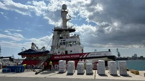 Προς τη Γάζα κατευθύνεται το πρώτο πλοίο με βοήθεια