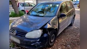 Άνδρας σε έξαλλη κατάσταση καταδίωξε την πρώην σύντροφό του και εμβόλισε το αυτοκίνητό της