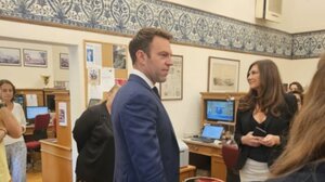 Κασσελάκης: Έξαλλος με πρωτοσέλιδο εφημερίδας για την επίσκεψη στην Παλαιστίνη - ''Τι μ@λ@κίες είναι αυτά''