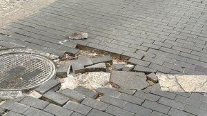 Τρεις μήνες έχουν περάσει και η ζημιά δεν έχει αποκατασταθεί